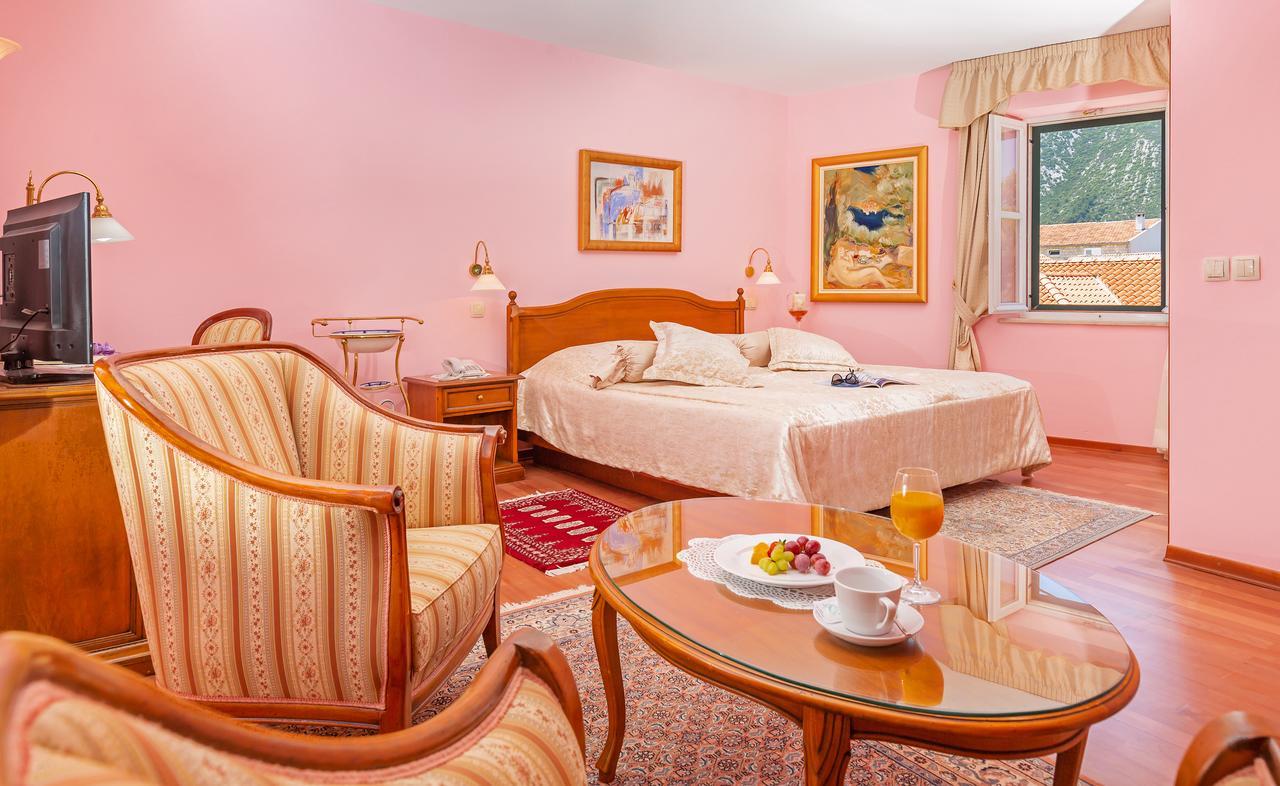 Hotel Ostrea สตอน ภายนอก รูปภาพ