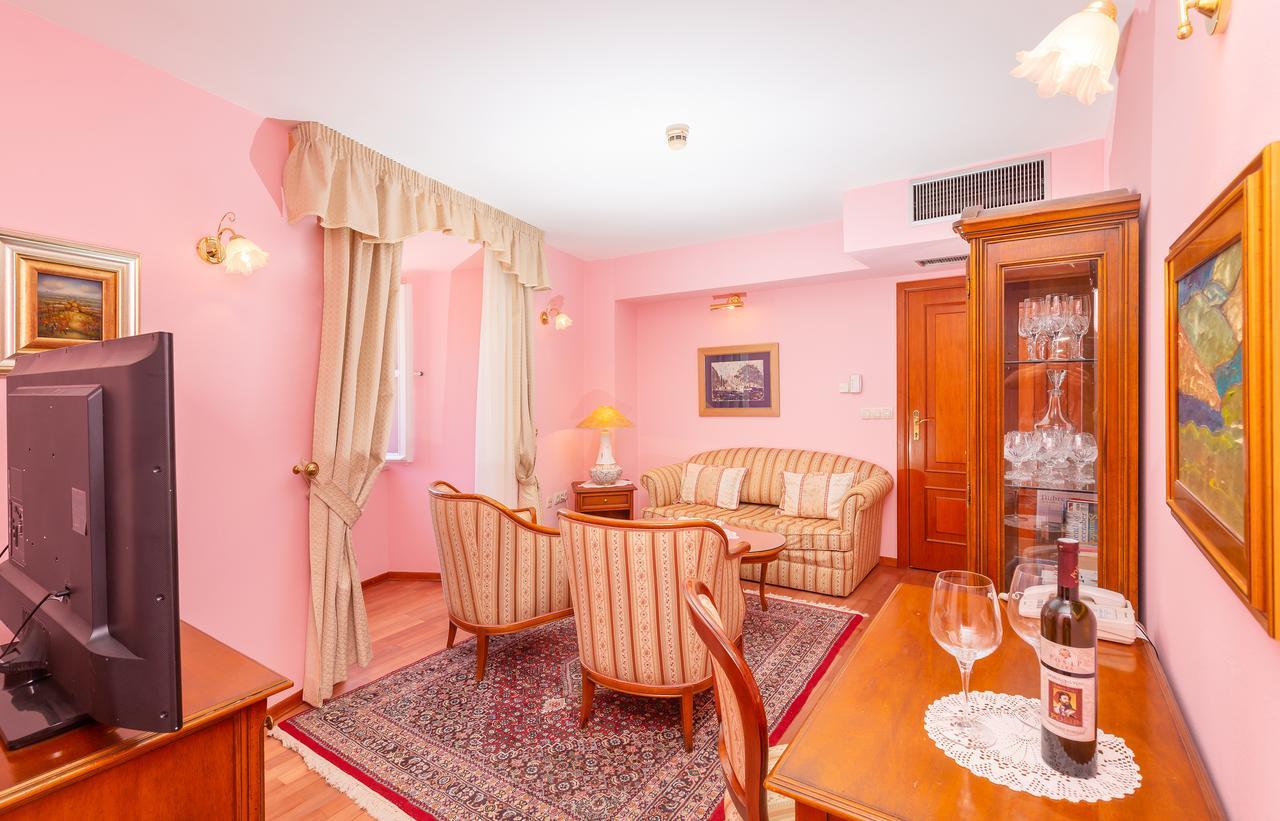 Hotel Ostrea สตอน ภายนอก รูปภาพ